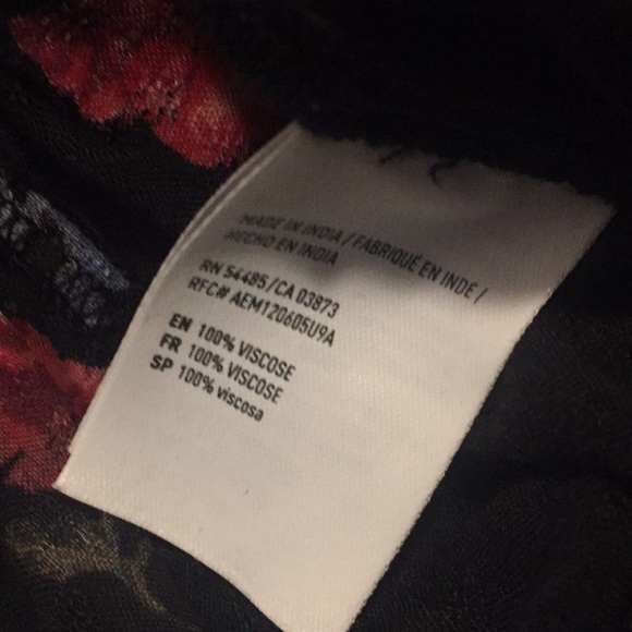 American eagle floral ruffle sleeve romper - Picture 9 of 13